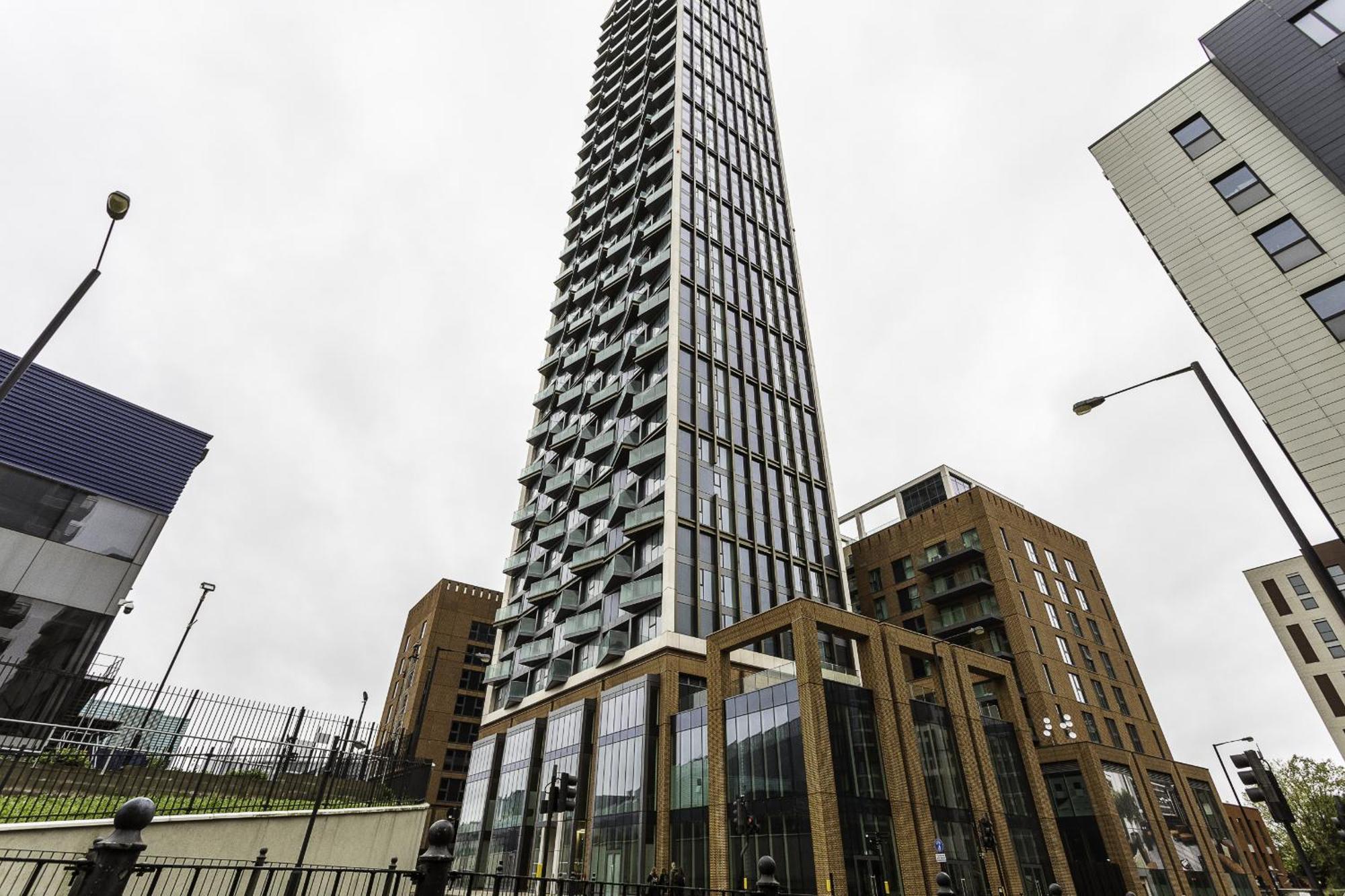 Apartamento North Acton Xii - 2 Bedrooms - 2 Bathrooms - Balcony