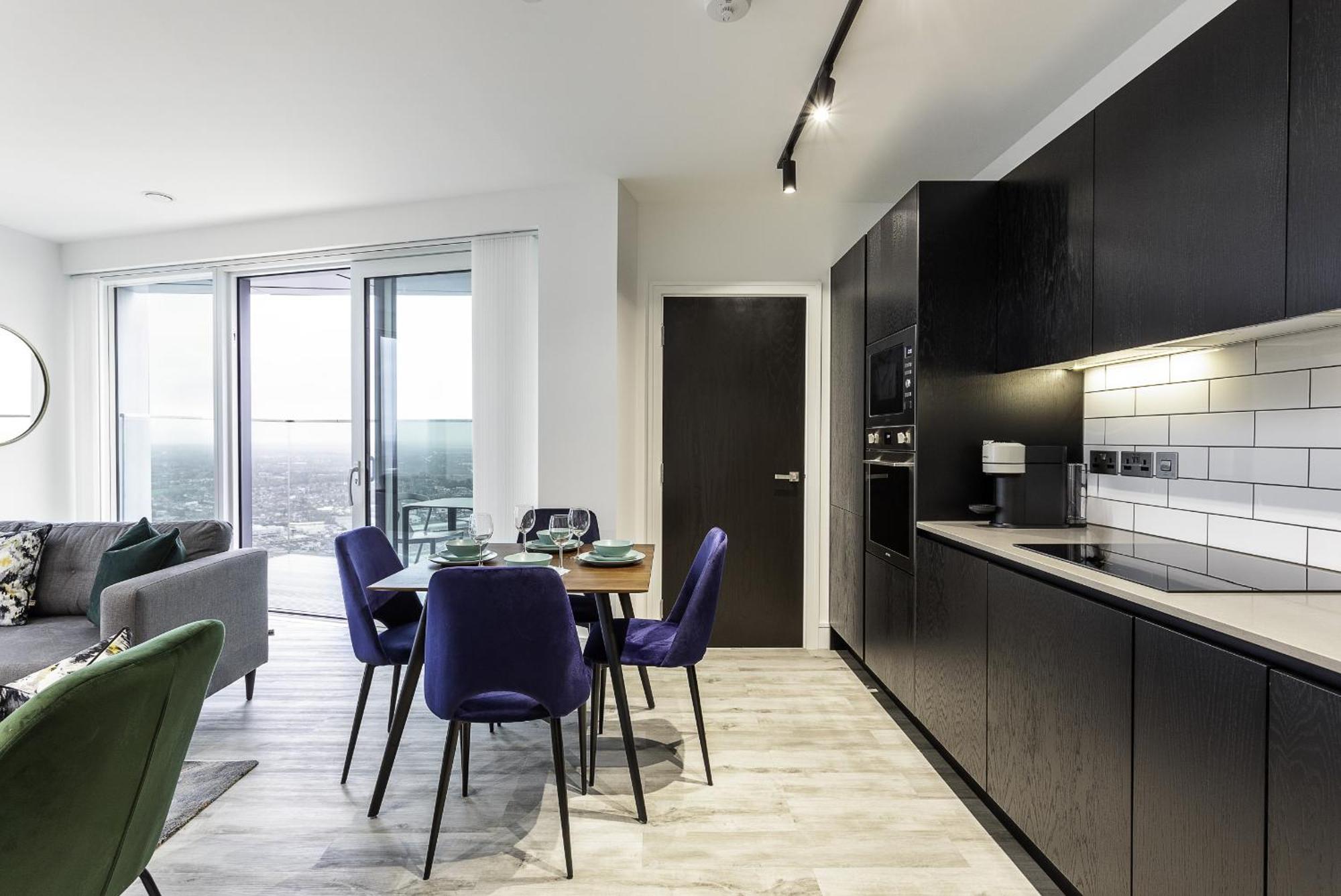 Apartamento North Acton Xii - 2 Bedrooms - 2 Bathrooms - Balcony