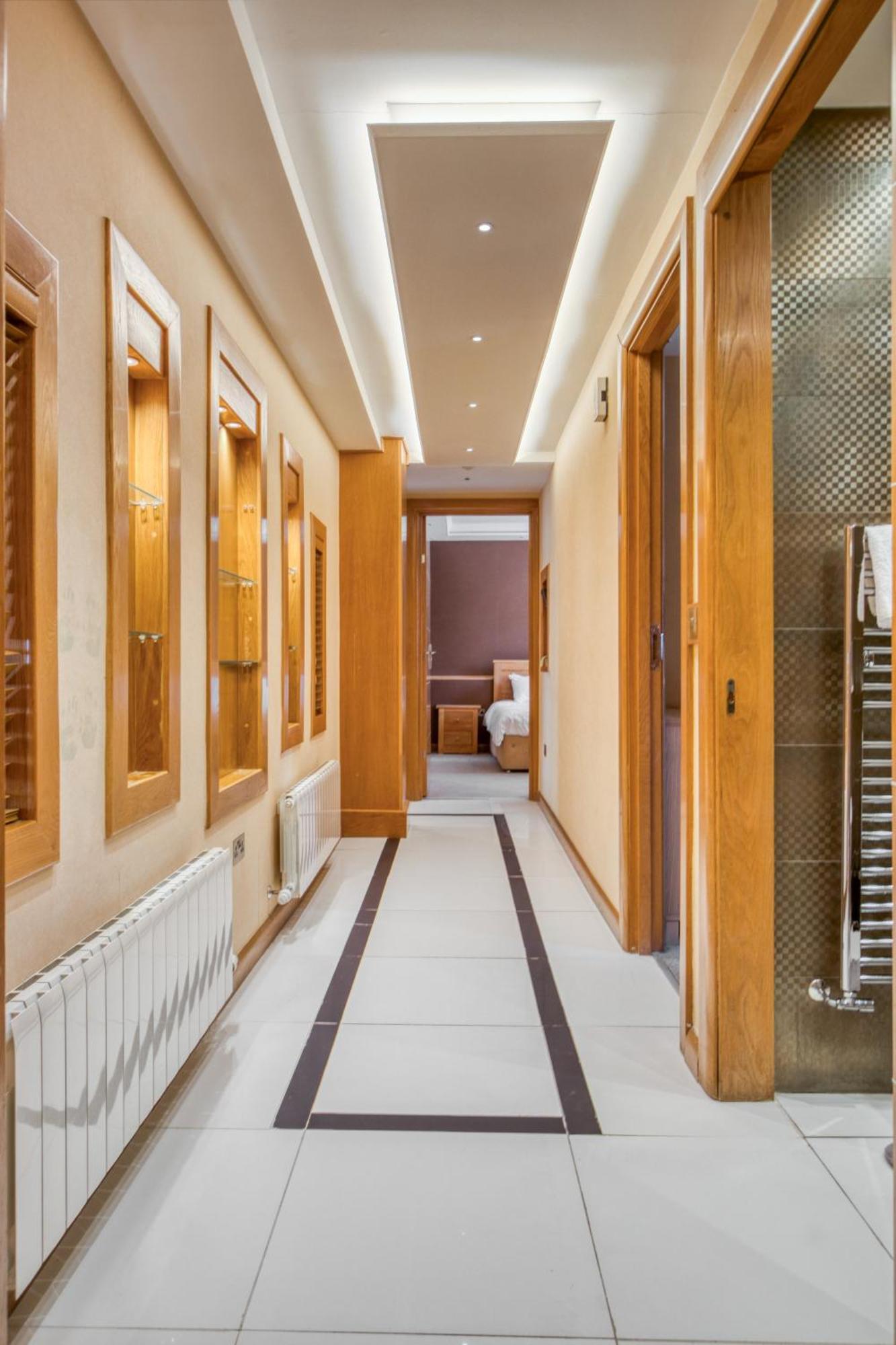 Spacious 3br Flat With Ac 3 Ensuite Bidets Near Selfridges And Hyde Park Apartamento