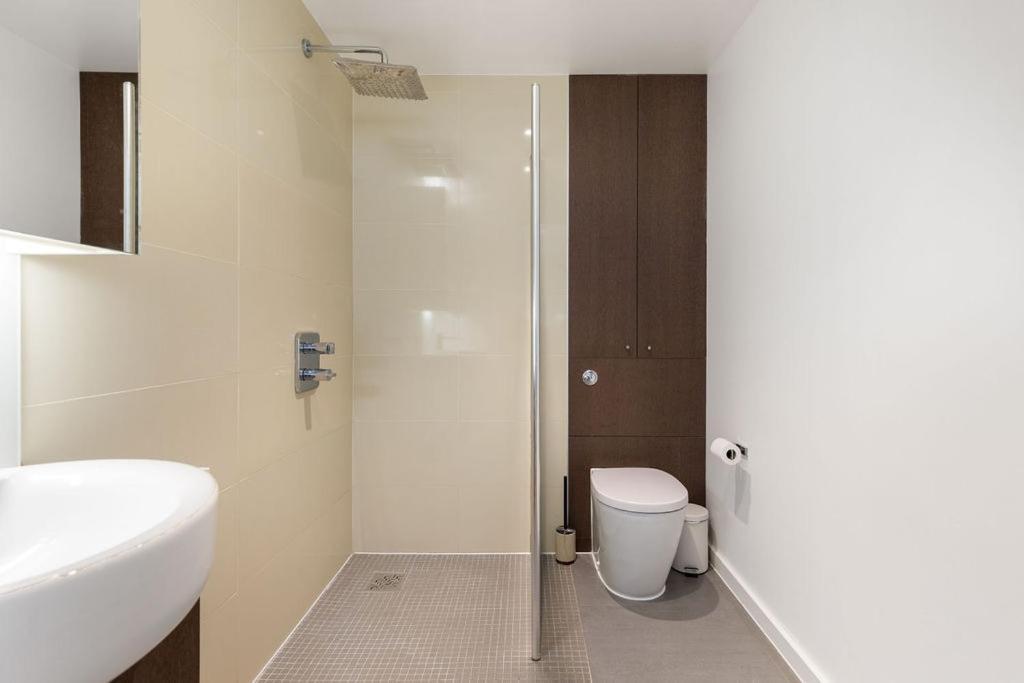 Appartement Luxury 2 Bed In Olympic Village *