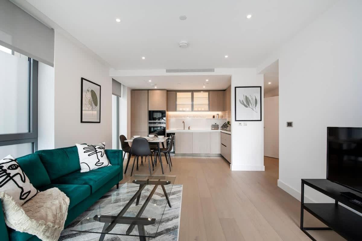 Battersea Power Station 2 Bed Close To Harrods