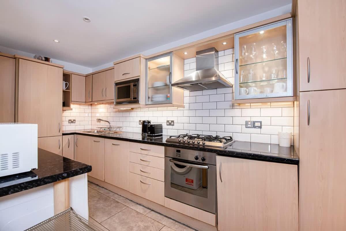 Notting Hill Large 3 Bed * Londres