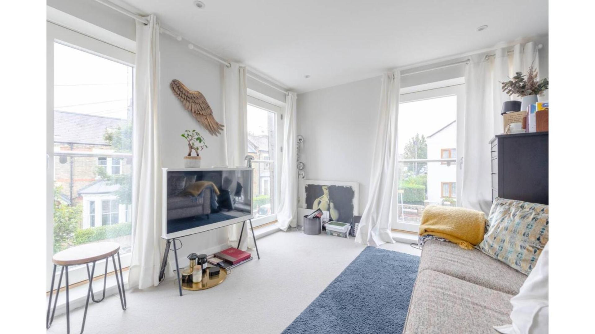 Apartment Sleek & Spacious 2bd Flat - Clapham *