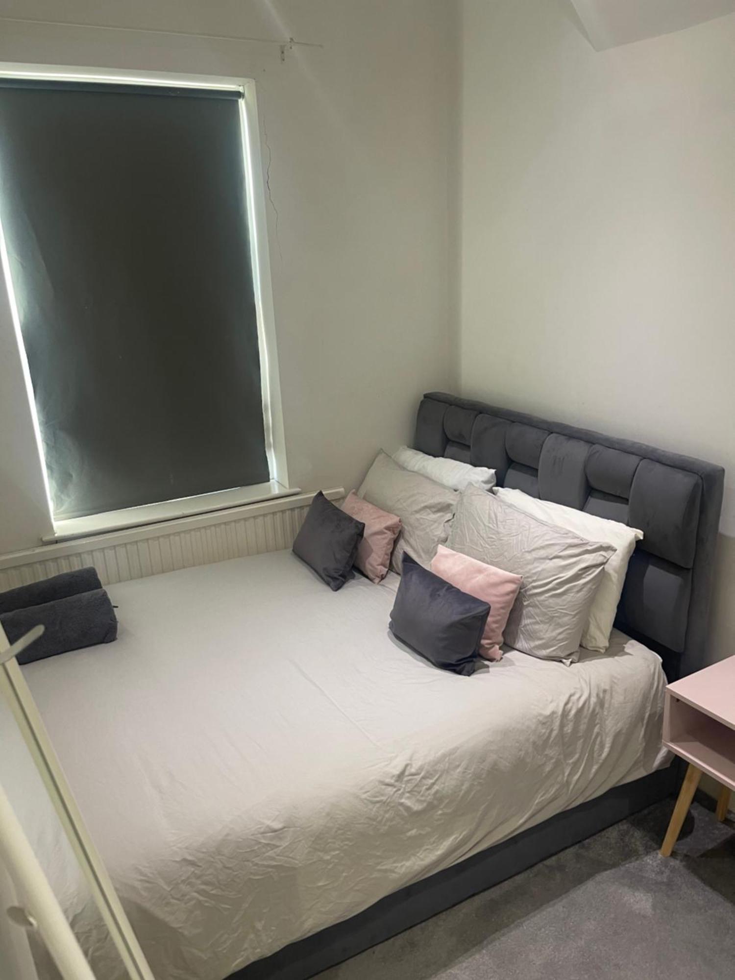 Apartamento Spacious 2 Bedroom With Garden And Driveway Near Wimbledon