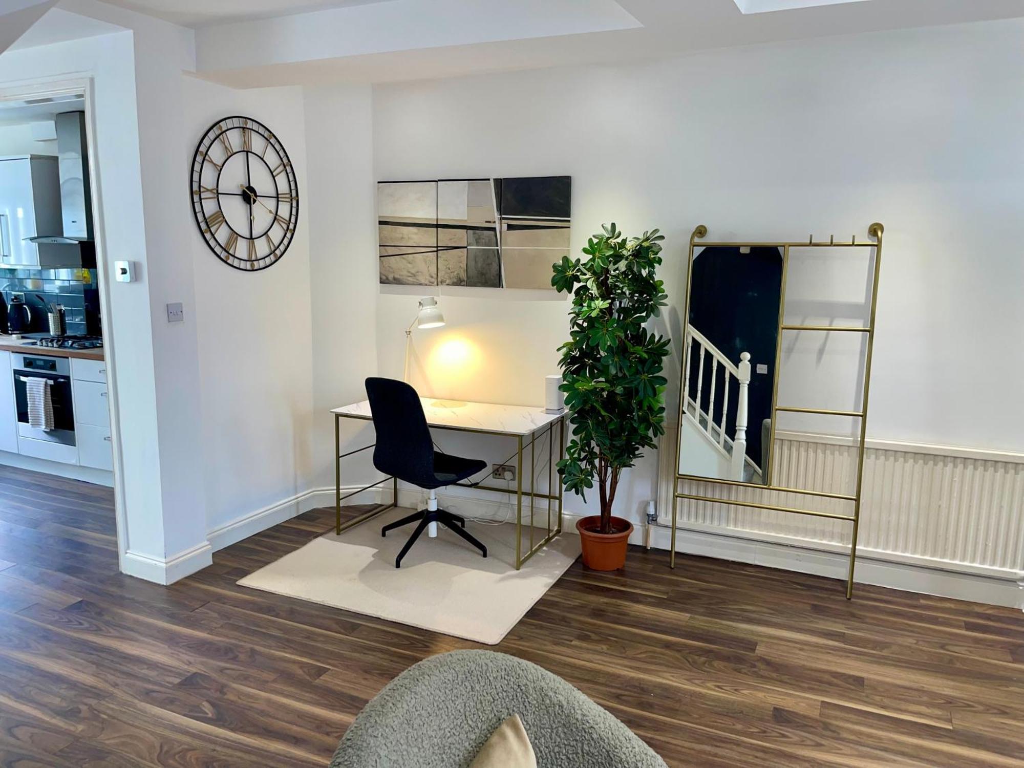Apartamento Spacious 2 Bedroom With Garden And Driveway Near Wimbledon *