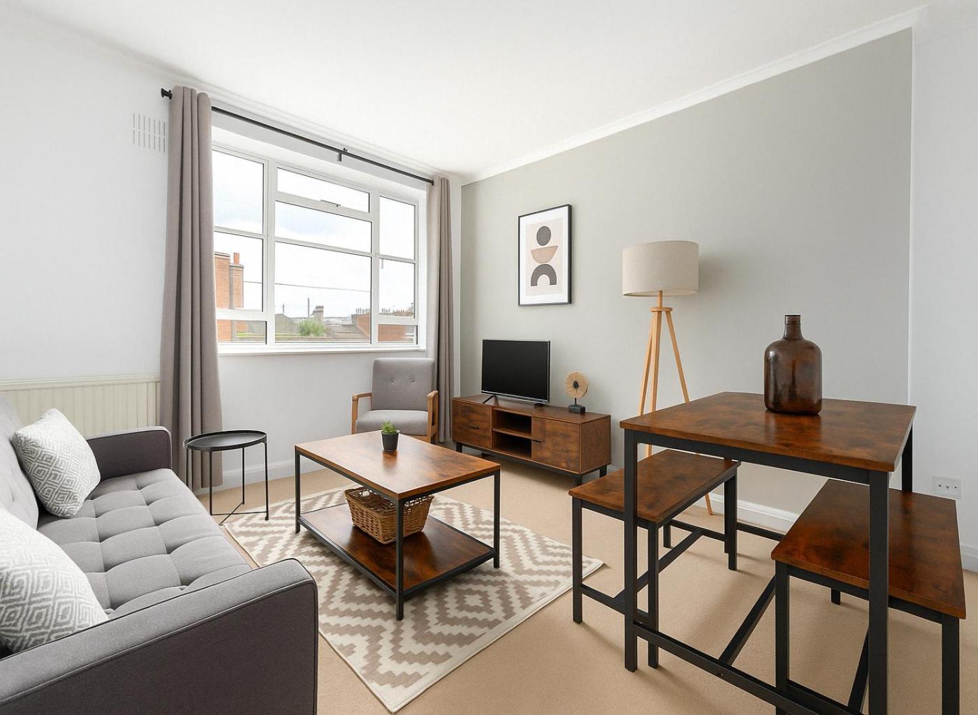 Peaceful 2 Bed Flat In Chiswick Appartement