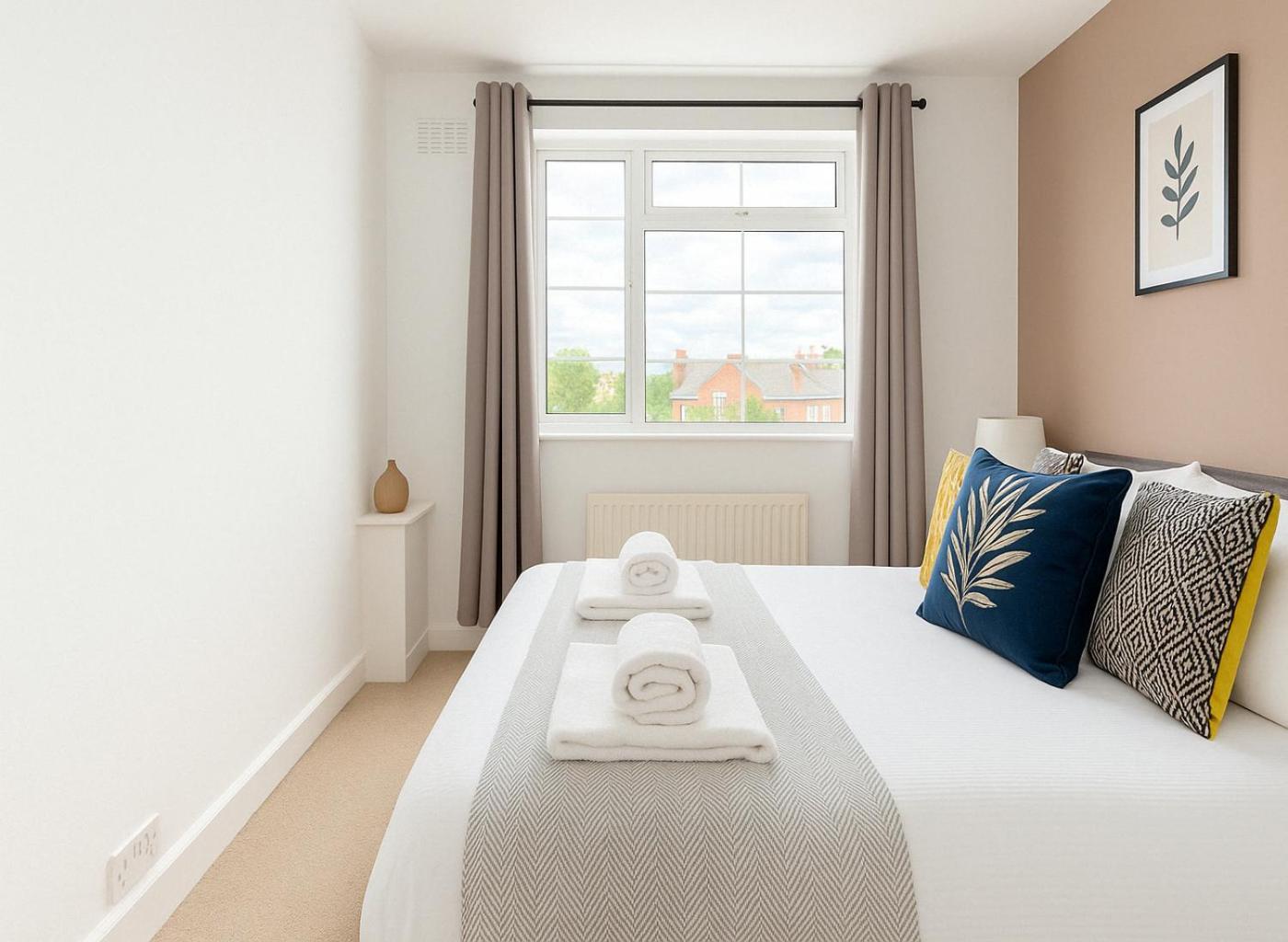 Peaceful 2 Bed Flat In Chiswick Londres