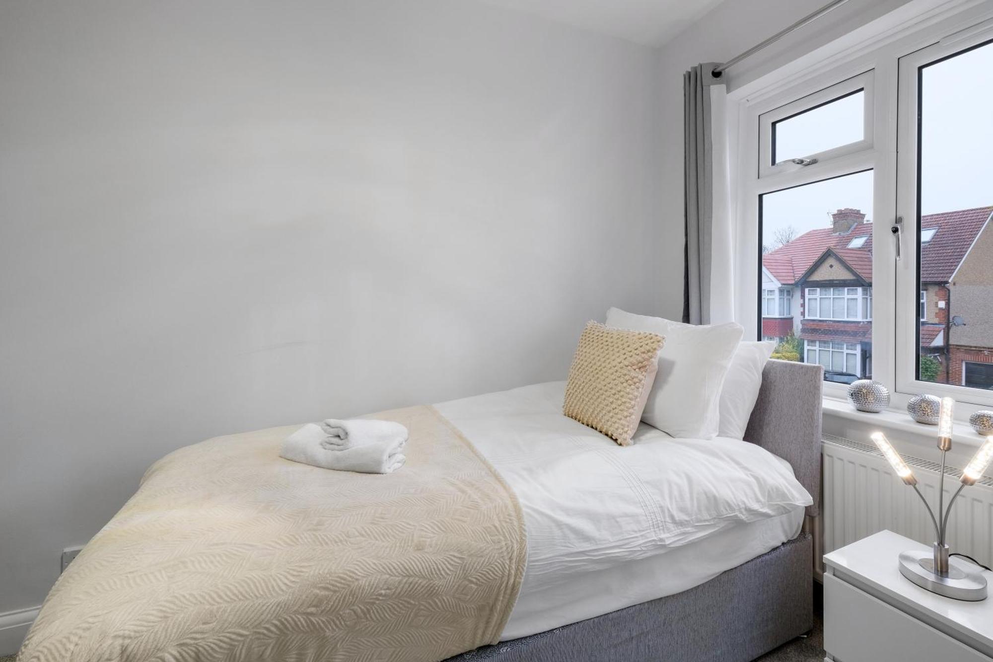 Stylish 3br House Close To Wembley Stadium And Arena London