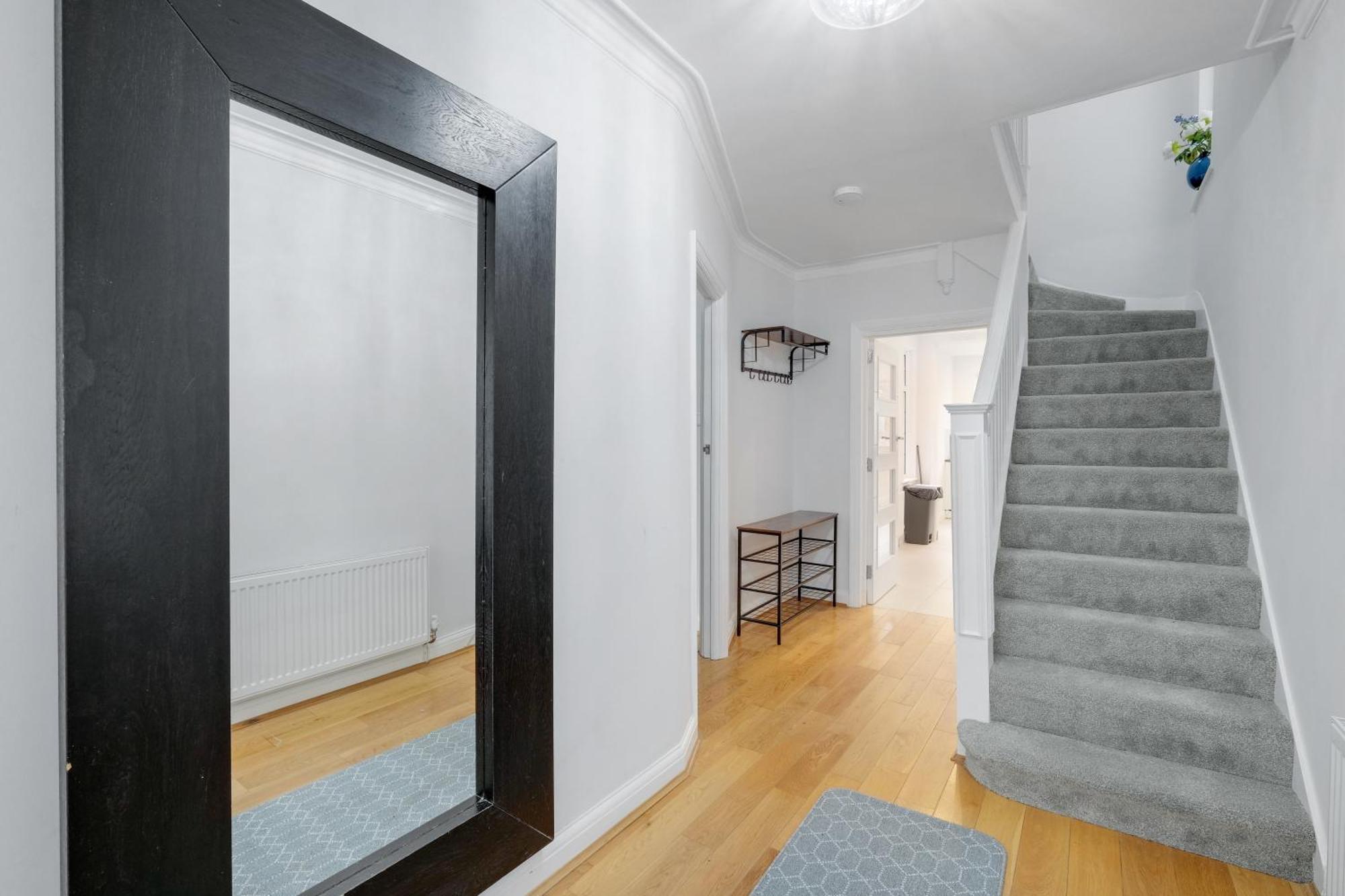 Stylish 3br House Close To Wembley Stadium And Arena Holiday home