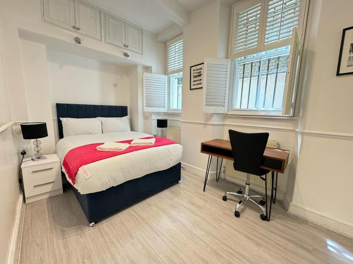 Luxurious & Spacious 2br Apr In Earls Court! Apartamento Londres