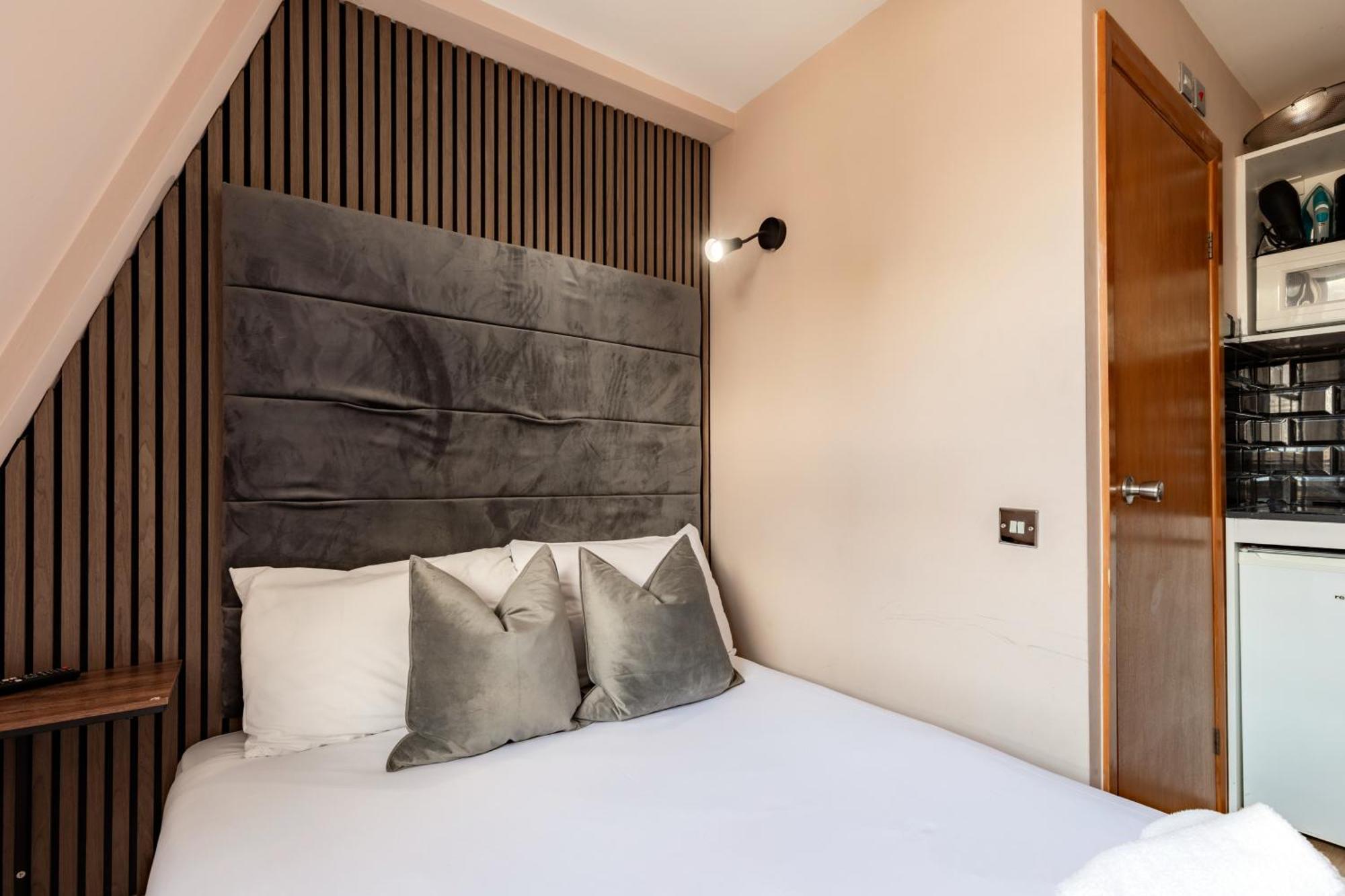 Hotel Britannia Hyde Park London