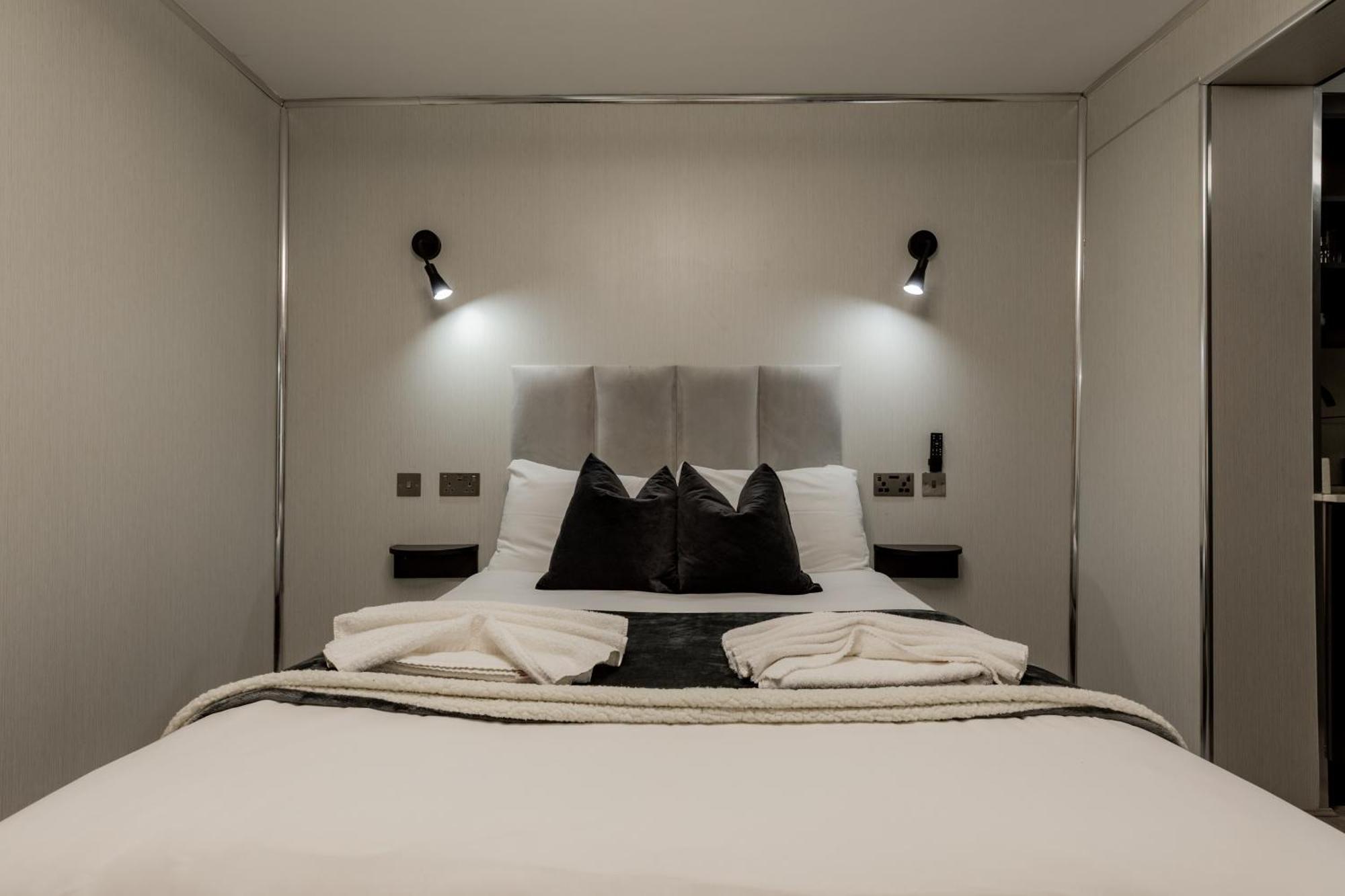 Britannia Hyde Park Hotel London
