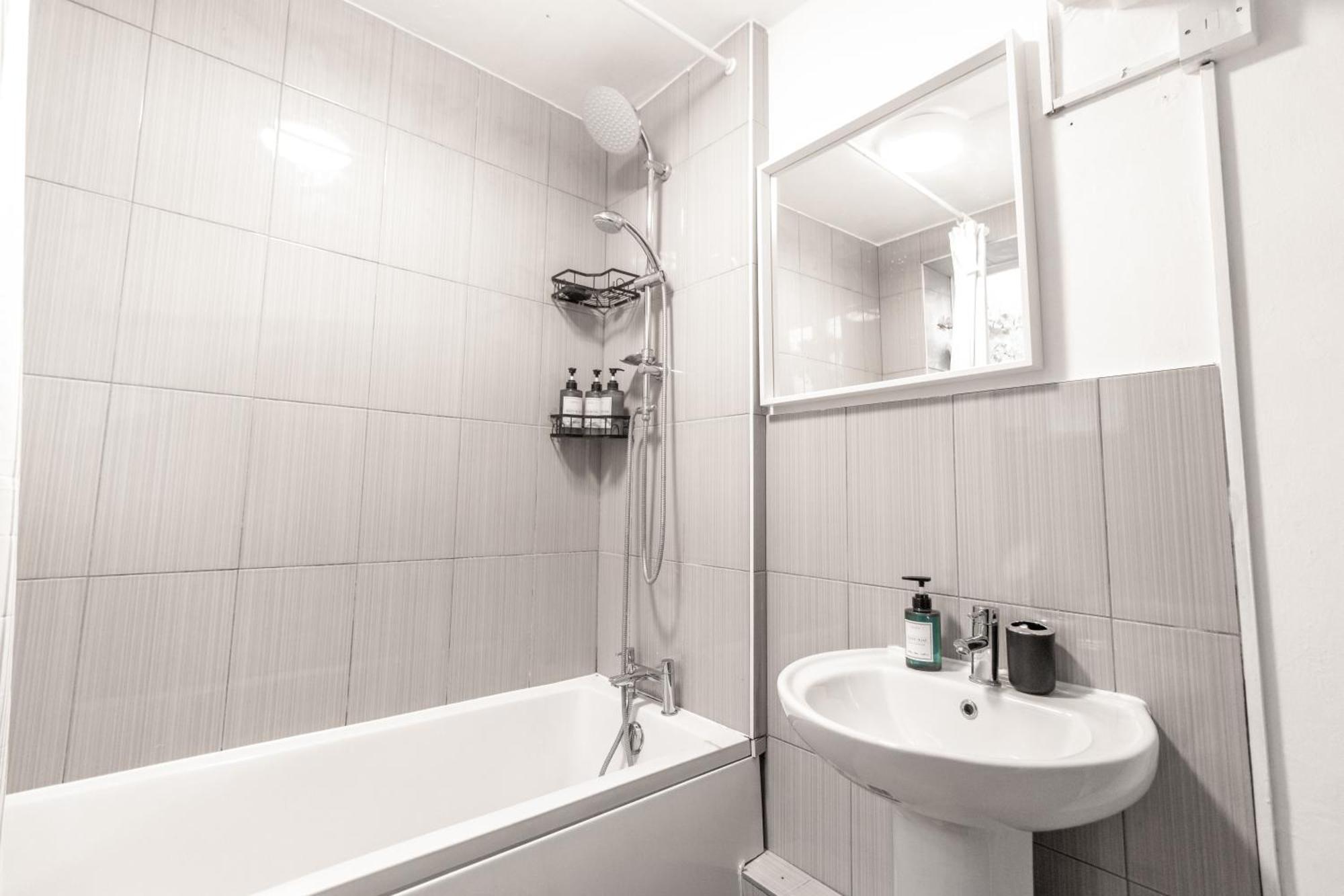 Cosy 3 Bed Flat In Shepherds Bush Sleeps 8 Guest Apartamento *