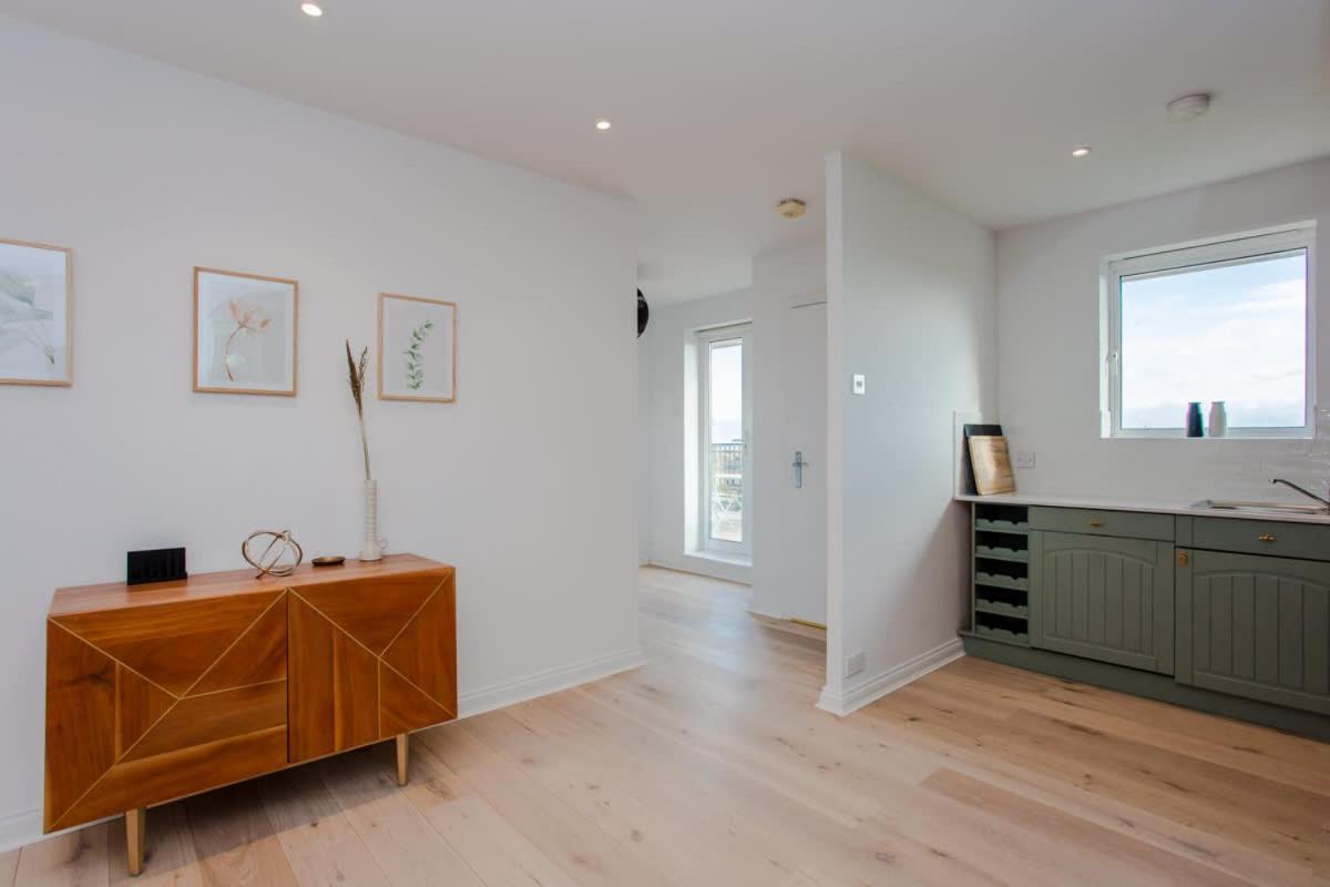 Apartamento The Sparkford Gardens - Lovely 2bdr With Balcony Londres