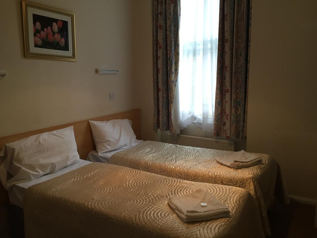 Romanos Hotel Londres