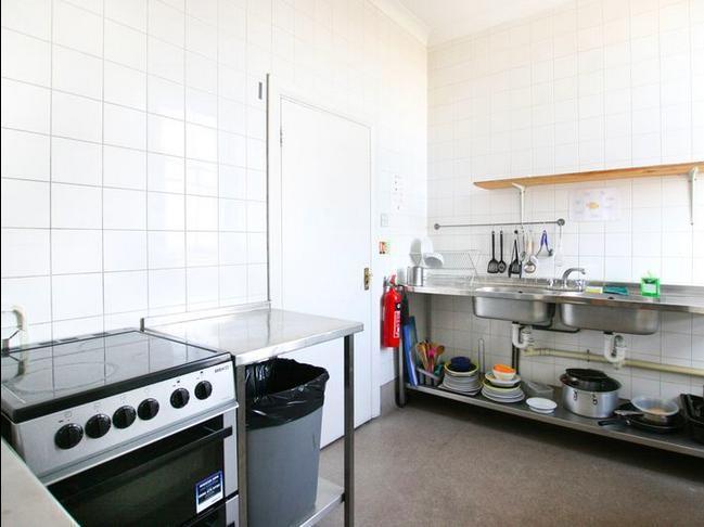 New Cross Hostal *