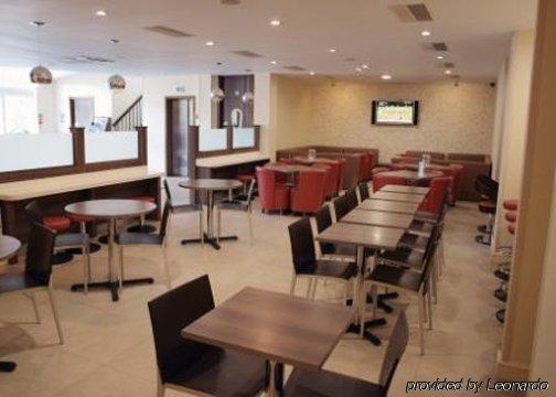 Express - Vauxhall Nine Elms Hotel Londres