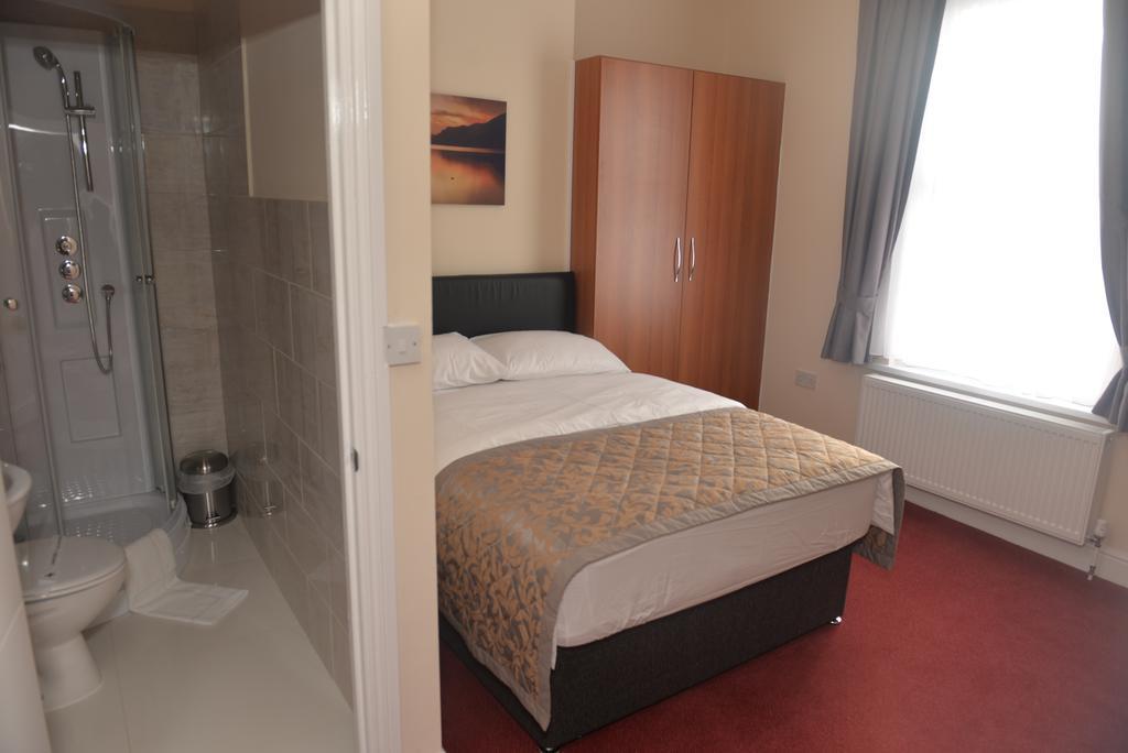 Global Hotel