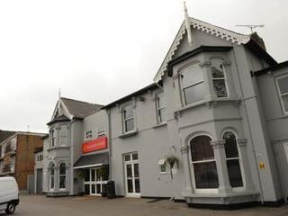 Newham Hotel 2*