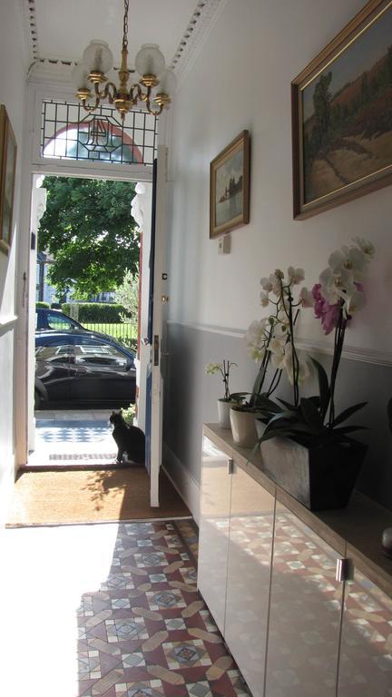 Habitación en casa particular Holmewood Londres