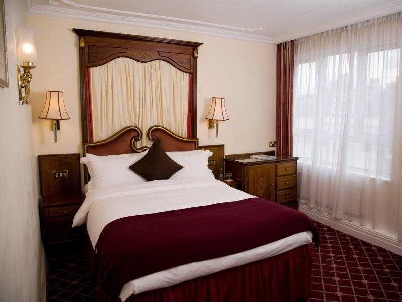 The Rathbone Hotel, Fitzrovia 4* Londres