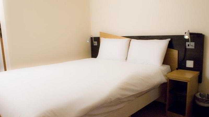 Hotel Express - Vauxhall Nine Elms Londres