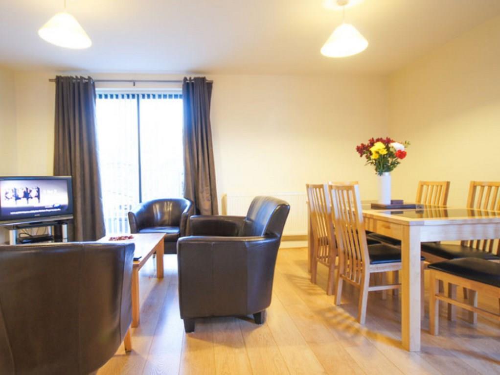 Crompton Court Apartamento