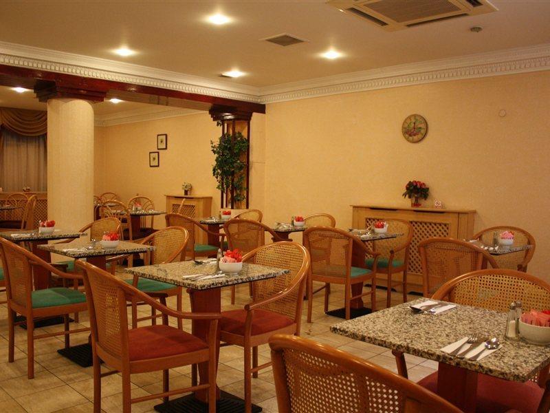 Hotel Troy