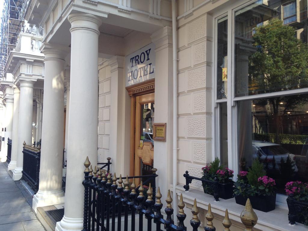 Hotel Troy