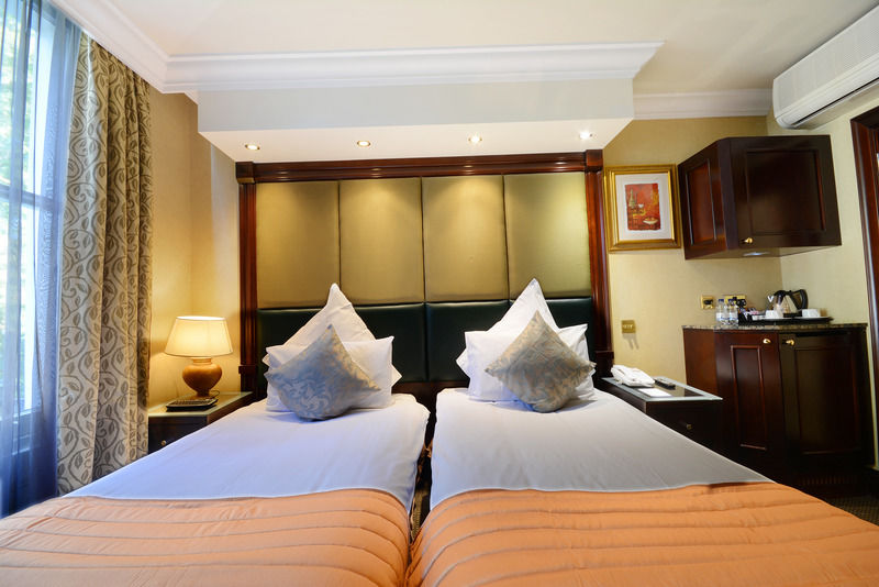 Hotel The Premier Notting Hill 4*