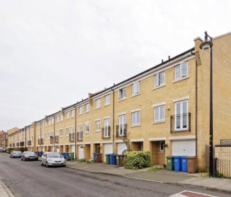Lynbrook Grove 5* Londen