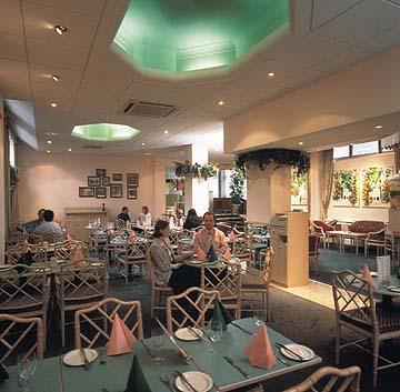 Premier Hammersmith 3*