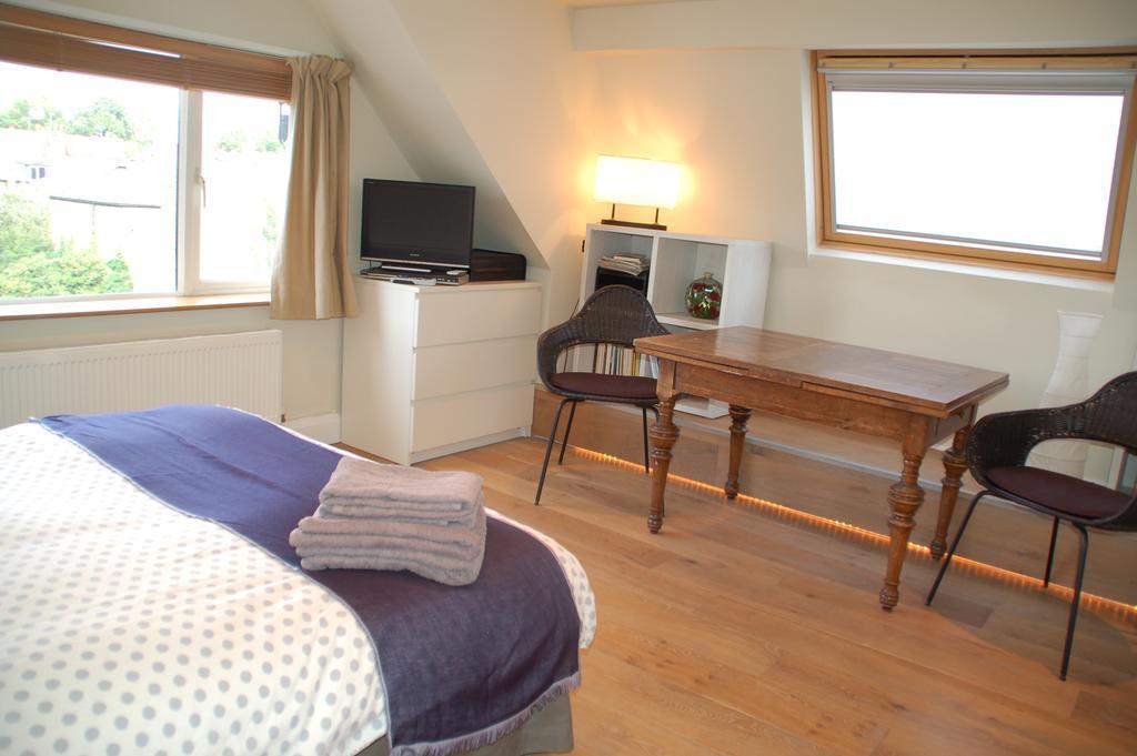 Pensión Brookview 3*