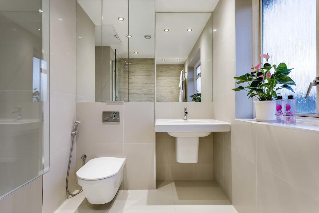 Hyde Park Residence * London