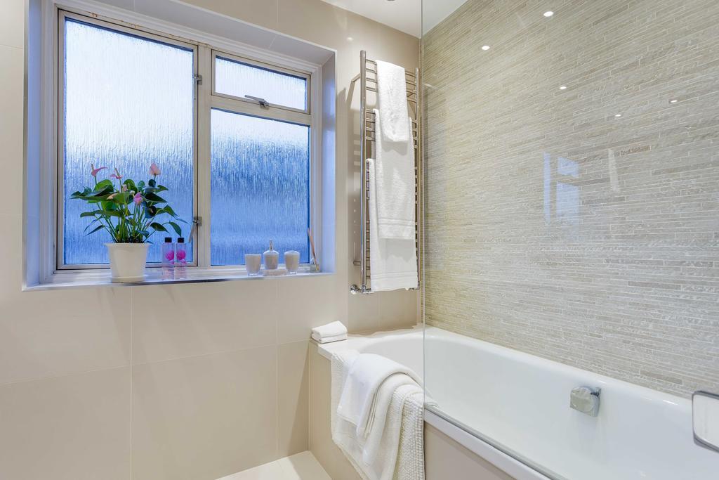 Hyde Park Residence Apartment London