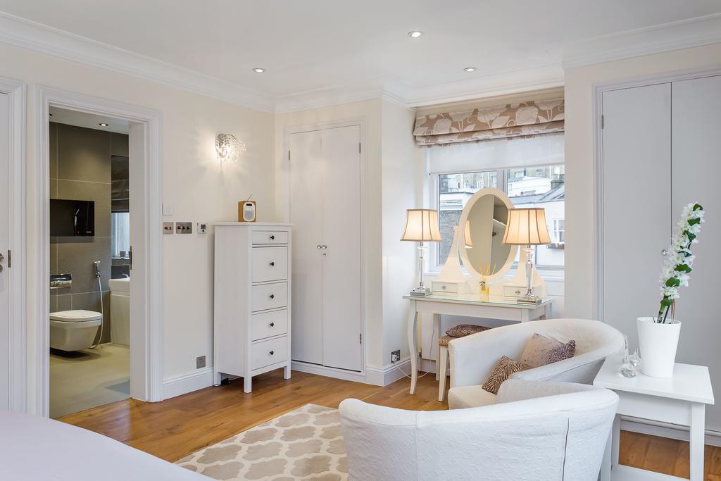 Hyde Park Residence * London