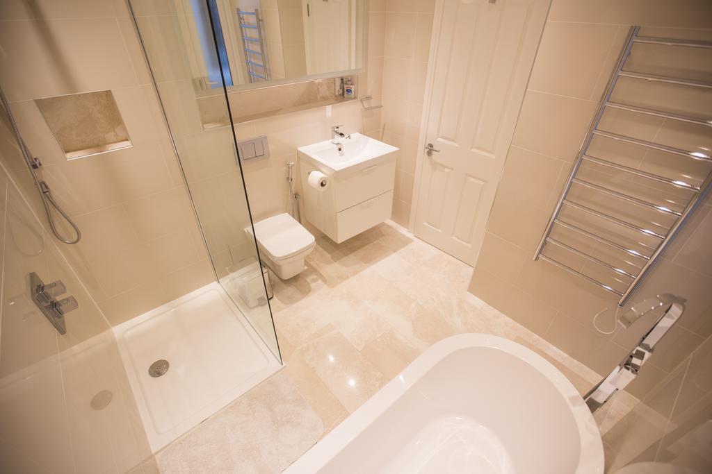 Luxury 2 Bed/bath Next To Hyde Park * Londres