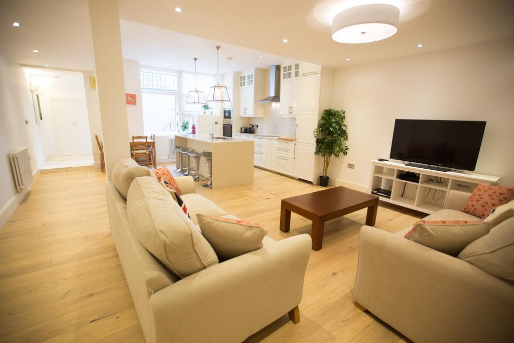 Luxury 2 Bed/bath Next To Hyde Park * Londres