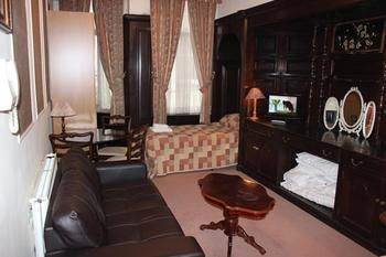 Kensingtoncourt Apart-hotel 3*