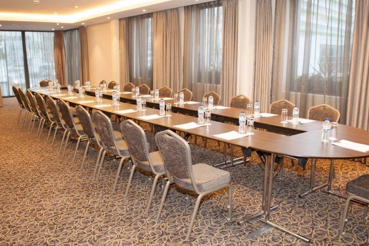 St George's - Wembley Hotel