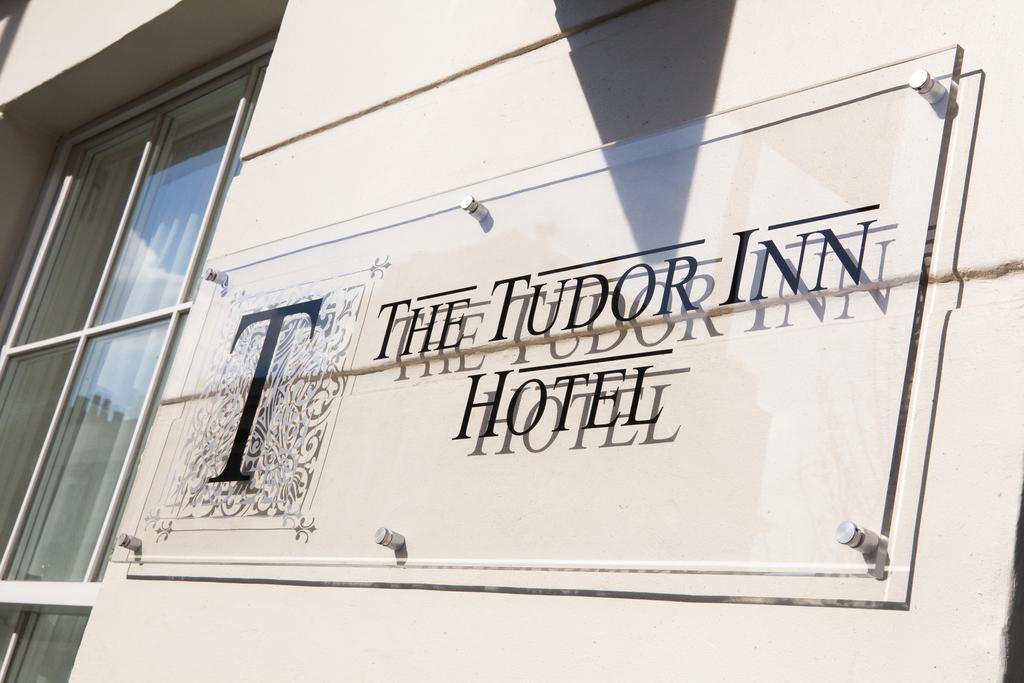 The Tudor Hotel Londres