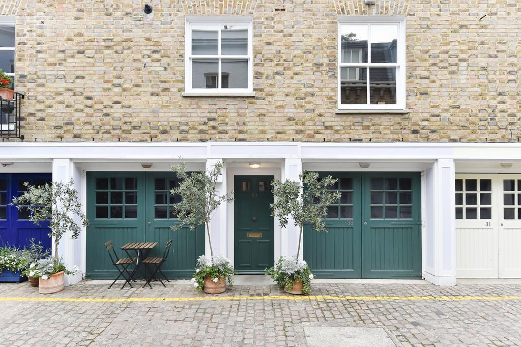 Appartement Charming Flat Near Earl's Court Station, 4 Guests Londen
