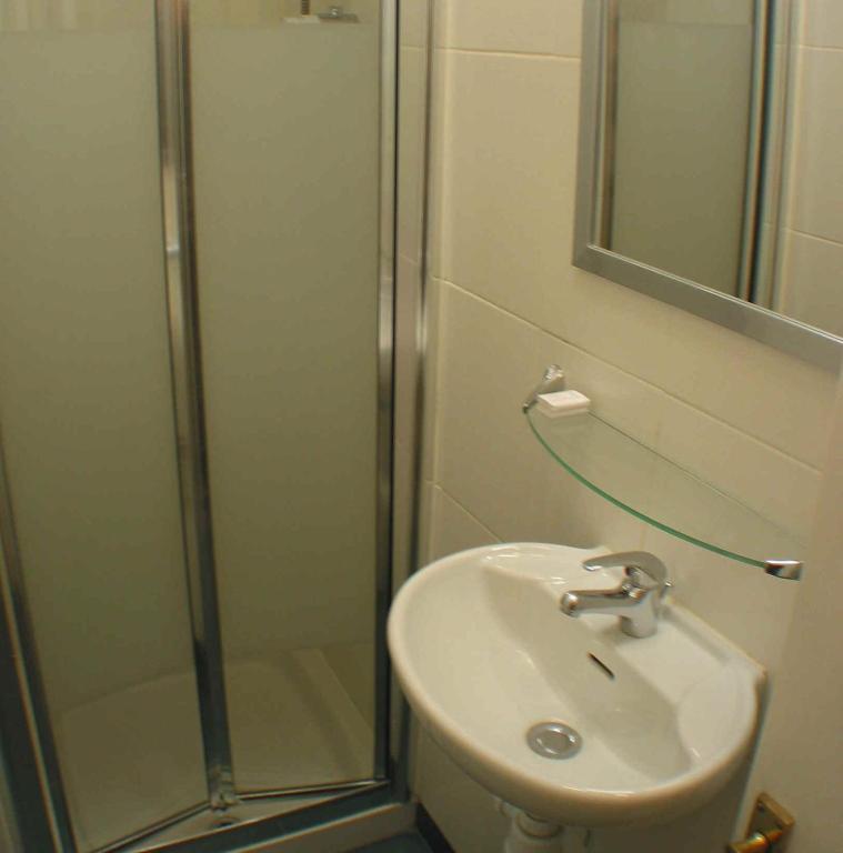 Hotel Falcon 3*