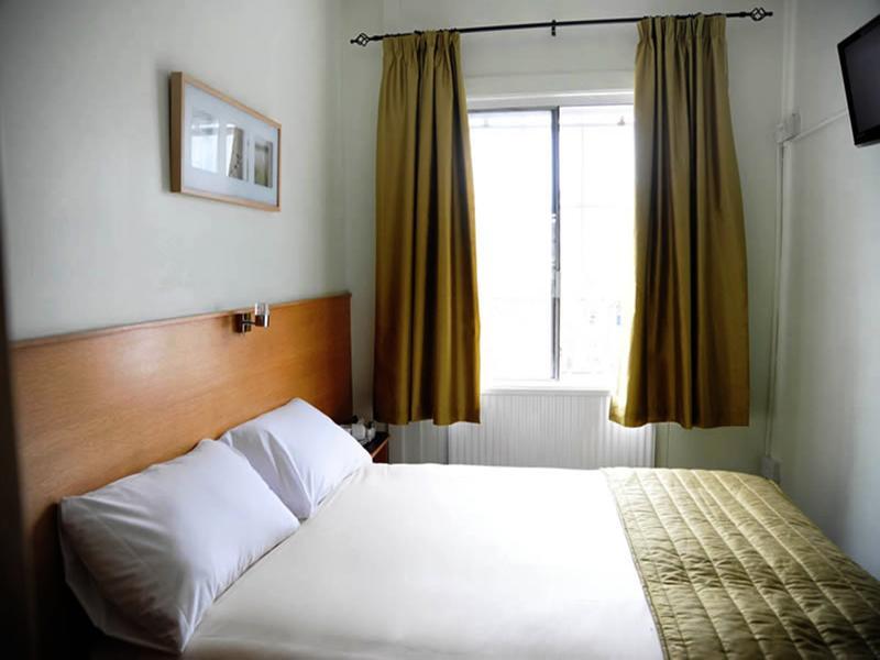 Arriva Hotel 2*