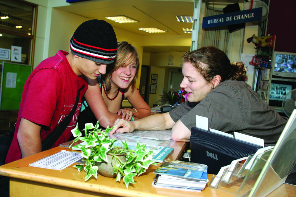 Hostel Yha Thameside *