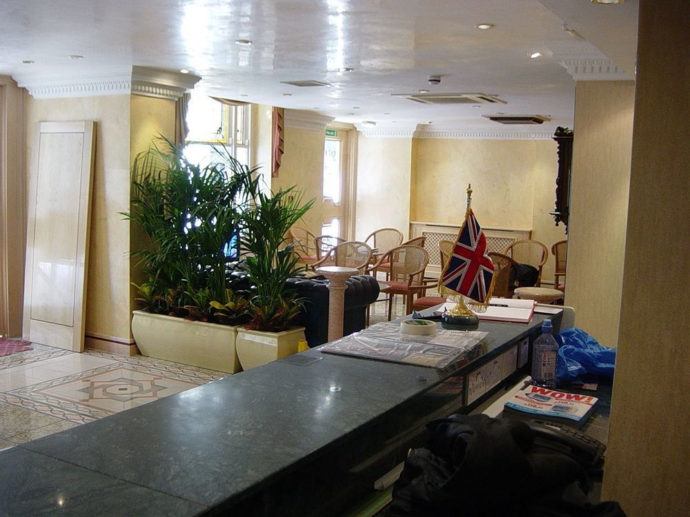 Hotel Troy