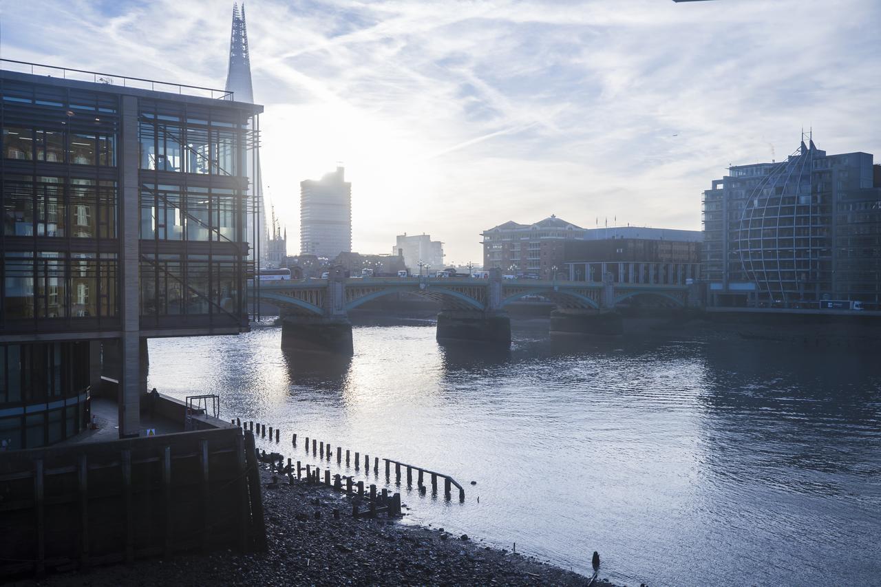 Sublime Flat With Thames View