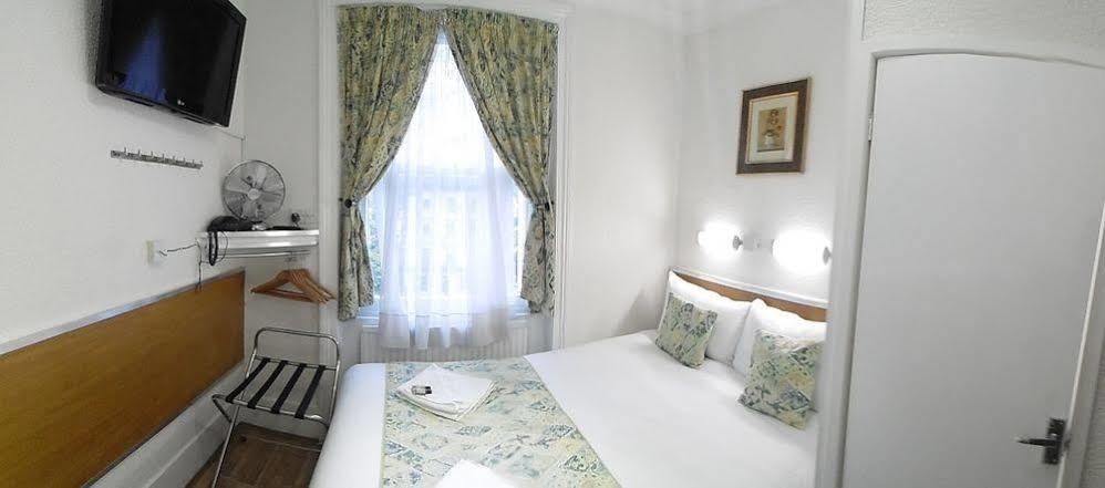 Hotel Falcon 3*
