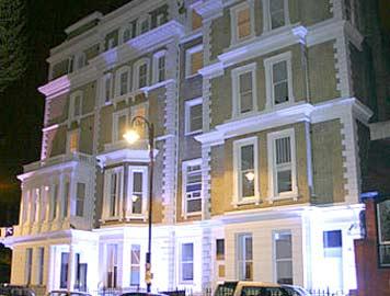 Avni At Courtfield Hotel