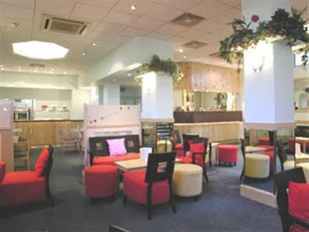 Premier Hammersmith Hotel 3*